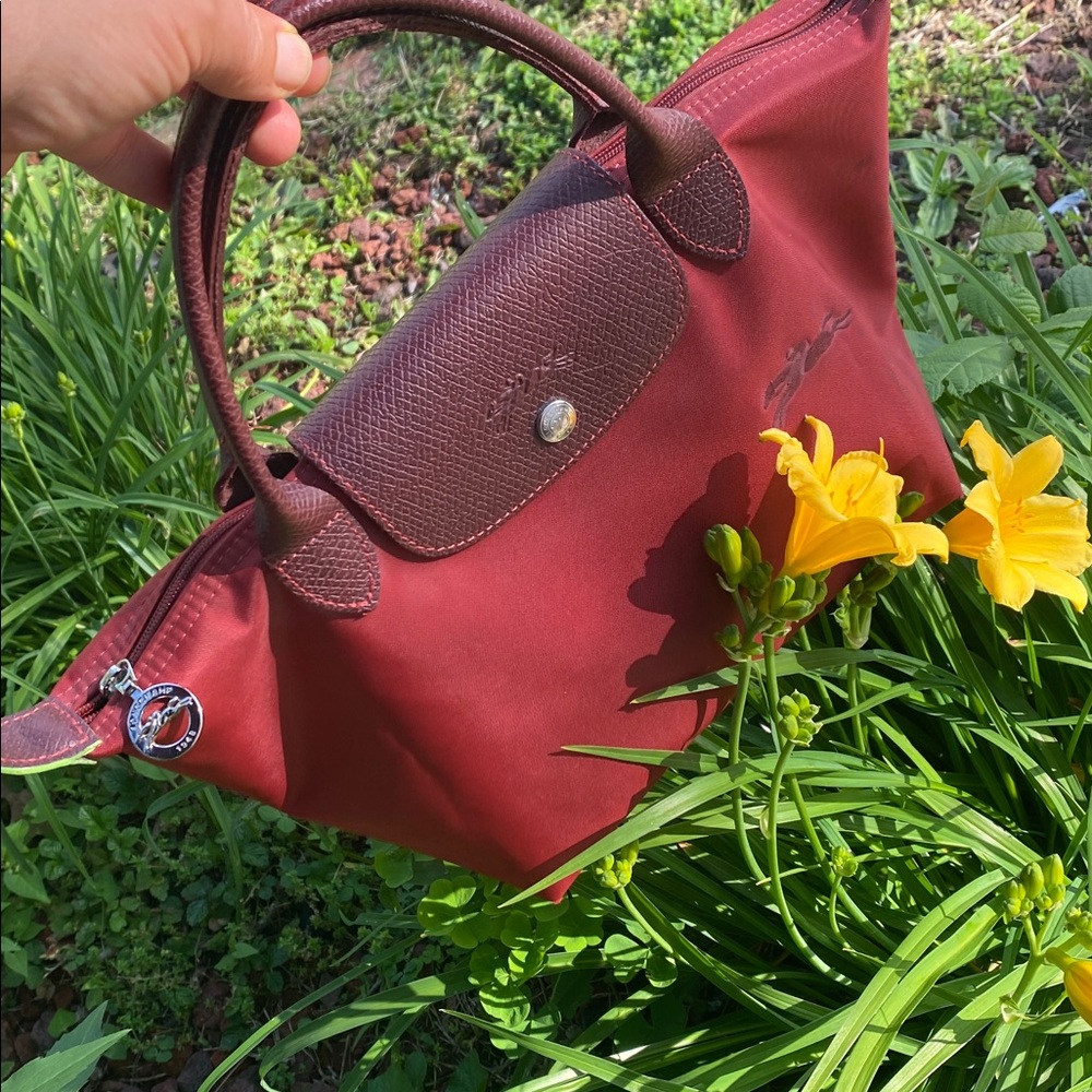 ❤️Authentic Longchamp Tote in Deep Burgundy with Brown Trim❤️ - Picture 3 of 17